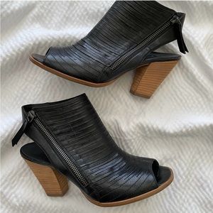Paul Green Black Leather Peep Toe Heeled Sandals